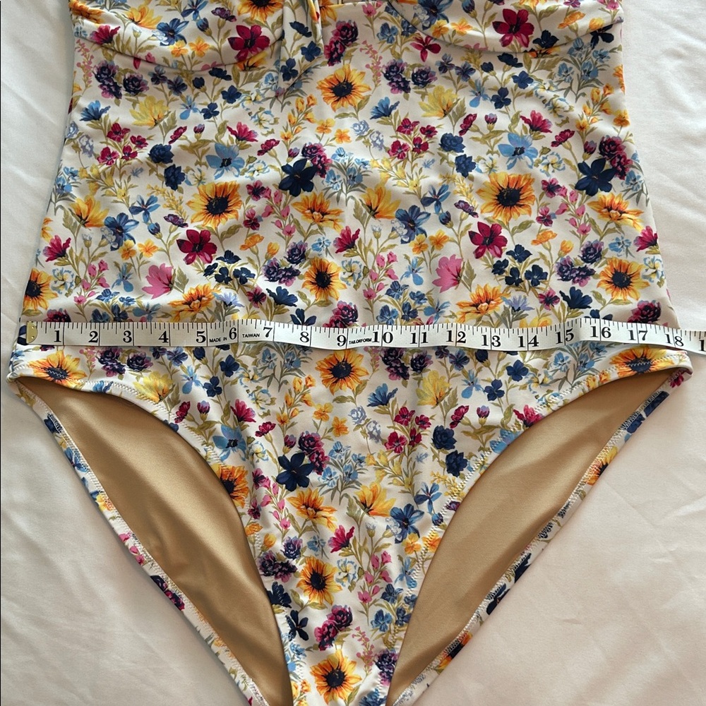 Old Navy Floral Trim Swimsuit - Picture 9 of 9